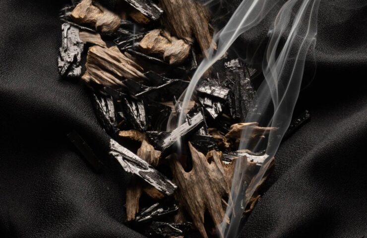 Exploring Different Types of Oud and Its Significance in Fragrances